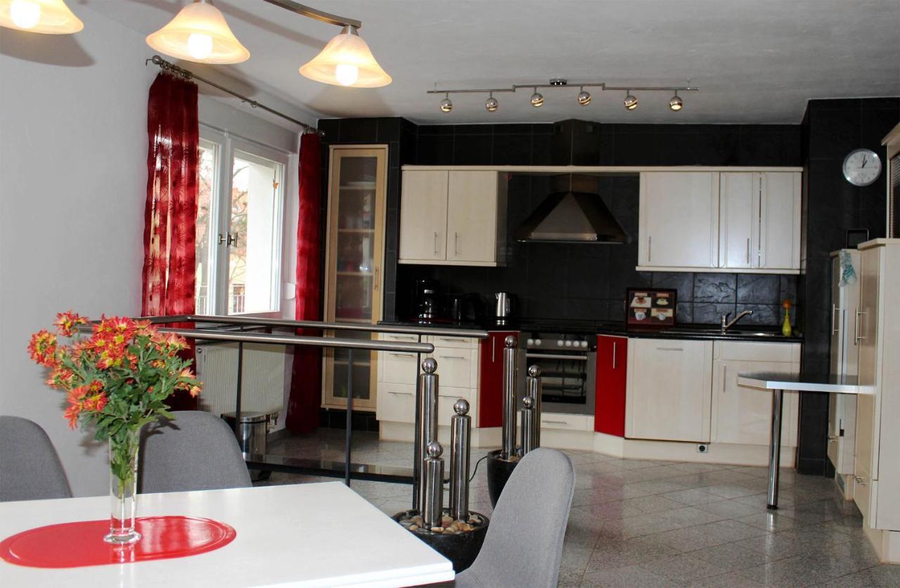 Apartments Zum Henker เควดลินบวร์ก ภายนอก รูปภาพ