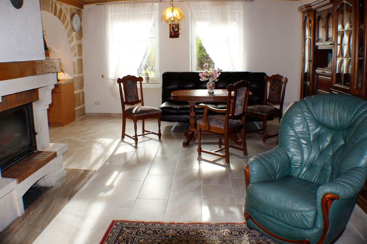 Apartments Zum Henker เควดลินบวร์ก ภายนอก รูปภาพ