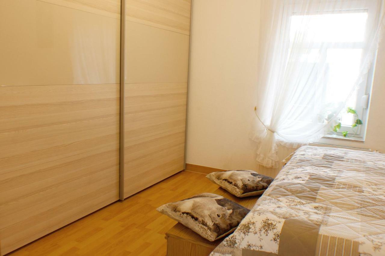 Apartments Zum Henker เควดลินบวร์ก ภายนอก รูปภาพ