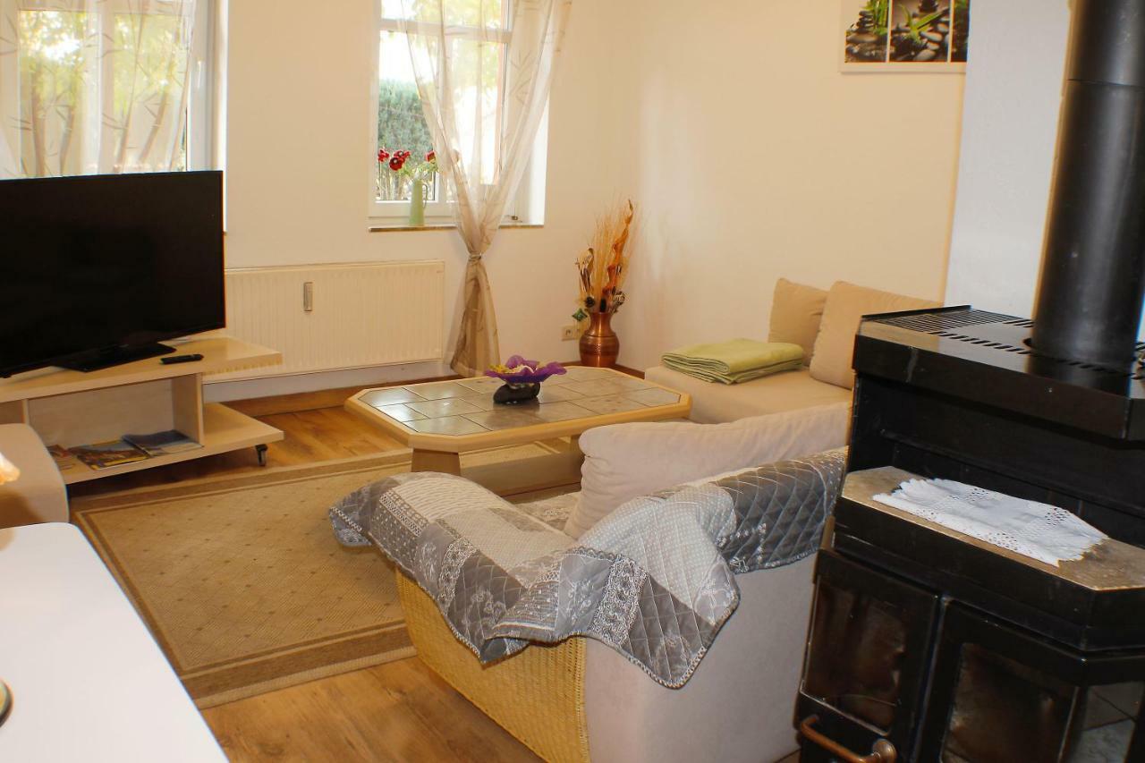 Apartments Zum Henker เควดลินบวร์ก ภายนอก รูปภาพ